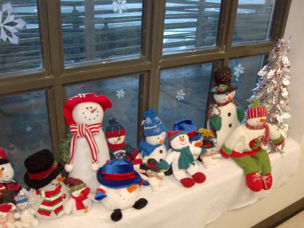 2012 Christmas Decorating Contest: Snowmans